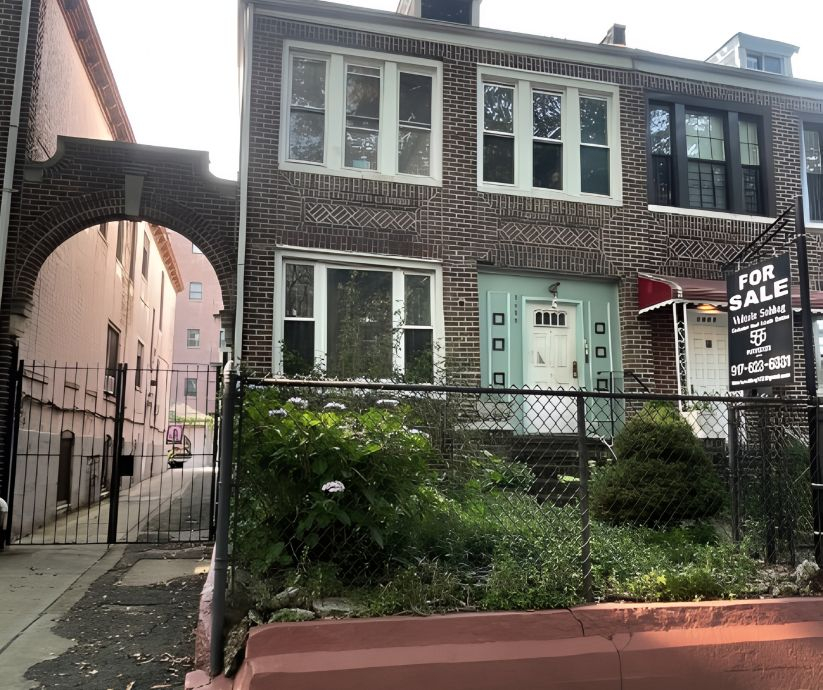 1659 President Street
