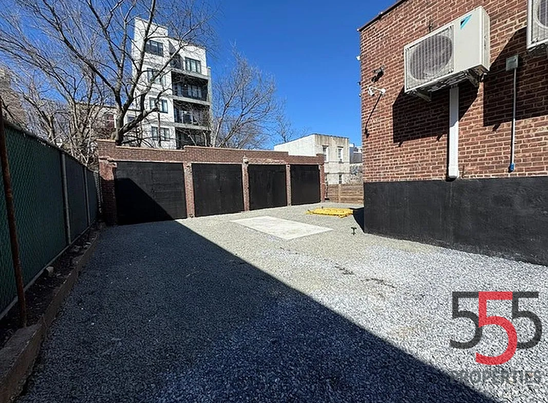 417 Maple St Crown Heights Home For Sale