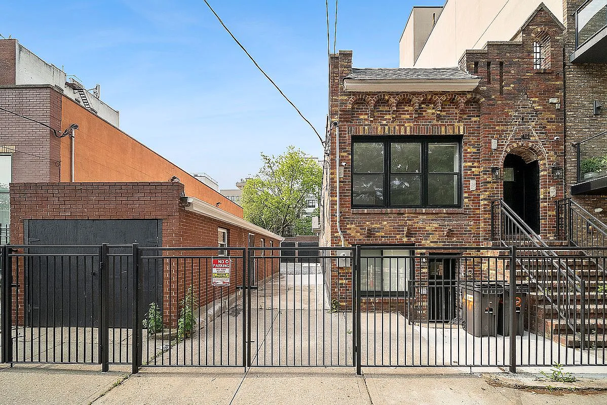417 Maple St Crown Heights Home For Sale